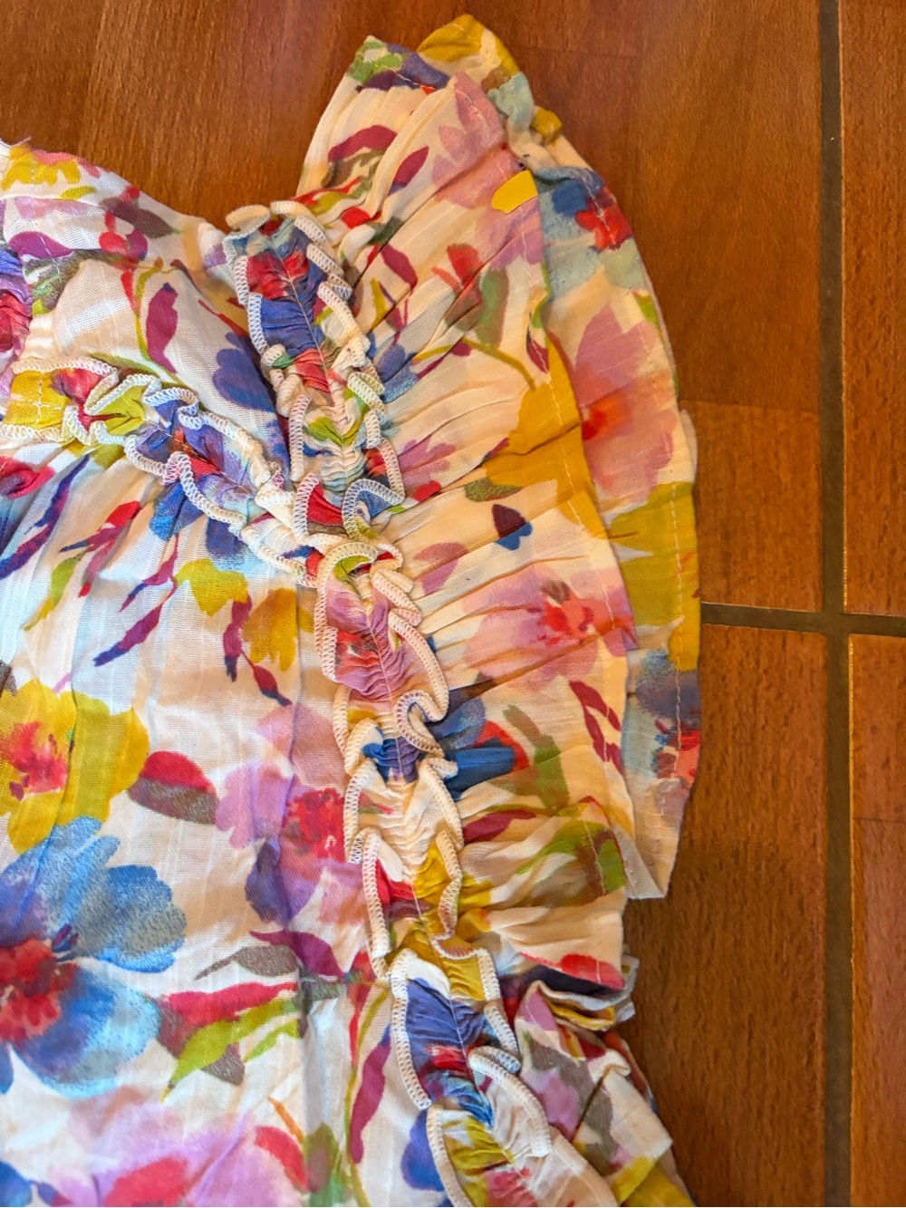 🌸 Colorful Floral Ruffle Blouse 🌸 - Picture 4 of 4
